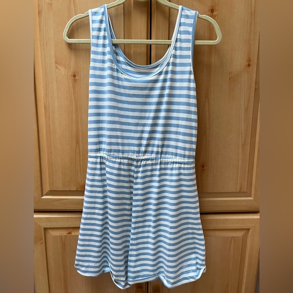 ADORABLE striped romper. Never worn! - Picture 3 of 3